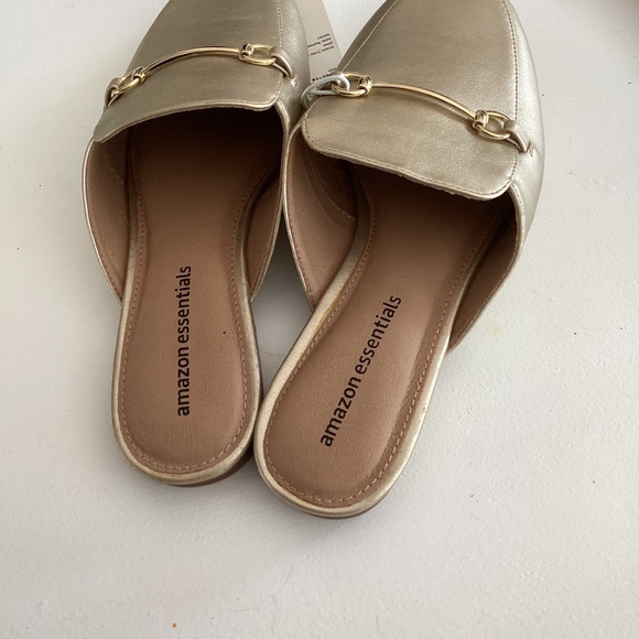 Gold Faux leather Slide Loafers Gold Horsebit Size 8 NWT - Picture 2 of 5